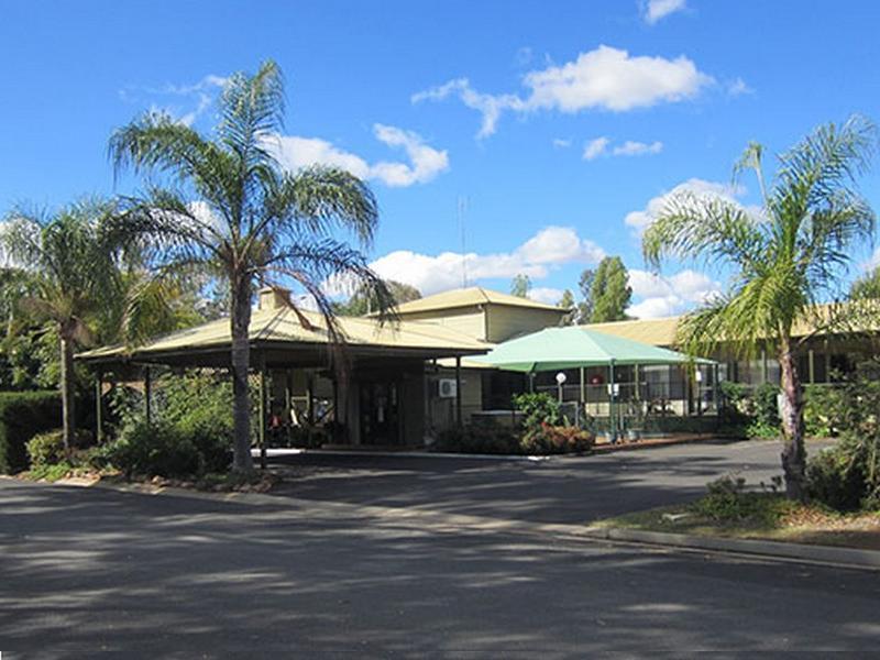 Lake Forbes Motel Extérieur photo